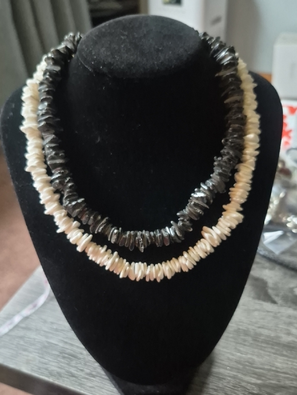 Puka Shell Chip Necklaces Black And White
